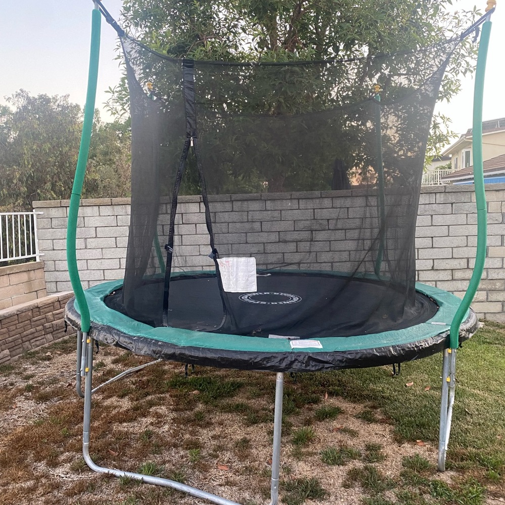 10 ft trampoline